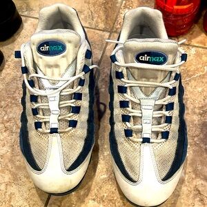 Nike air max